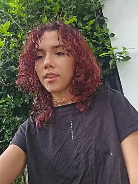 Isabella Stark online show from April 11, 2026, 10:35 pm