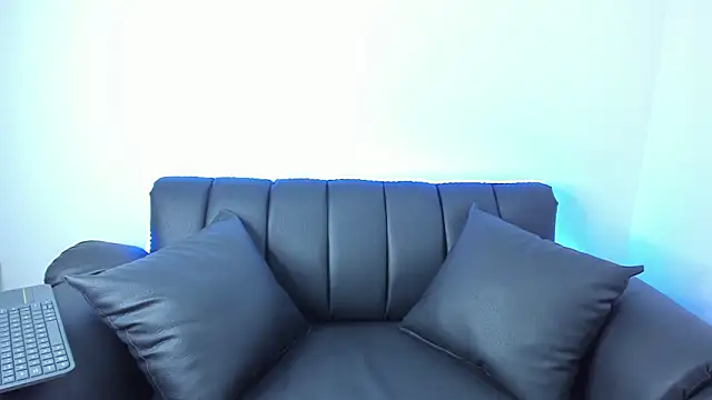 Dark Valentino  online show from March 14, 2026, 3:56 am