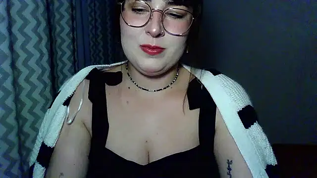 ClaraHard online show from July 12, 2026, 6:53 pm