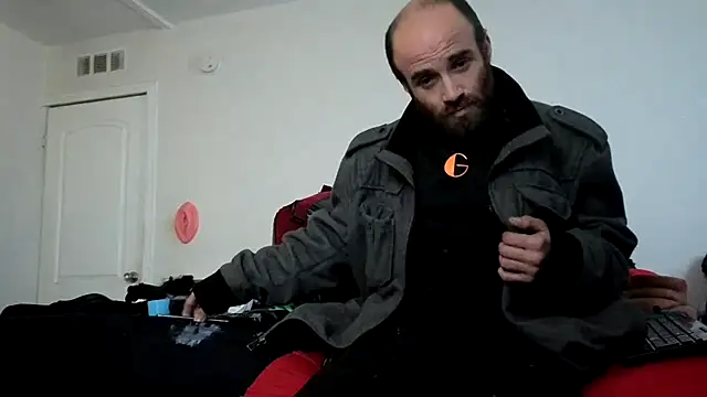 CirclingClass online show from November 28, 2025, 4:18 pm