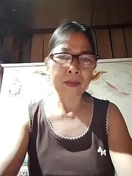 Snapshot of Sky-rain98 chatting on June 5, 2026, 8:14 pm Sky-rain98 online show from June 5, 2026, 8:14 pm