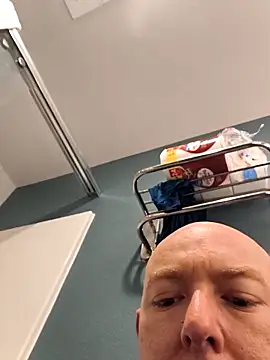 luckilyfound3 online show from March 18, 2026, 9:23 am