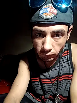 Snapshot of Insetkibles chatting on March 4, 2026, 8:22 am Insetkibles online show from March 4, 2026, 8:22 am