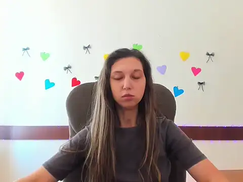 Ellina Star online show from March 26, 2026, 9:07 am