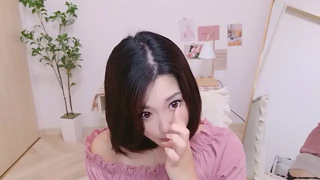 Snapshot of YURIKAsan_ chatting on May 28, 2026, 12:22 pm YURIKAsan online show from May 28, 2026, 12:22 pm
