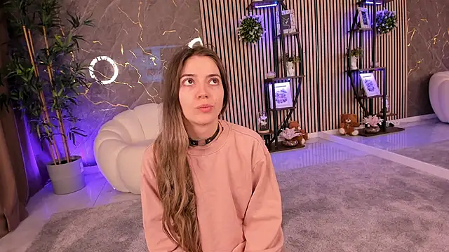 Velvet Spell online show from March 29, 2026, 3:41 am