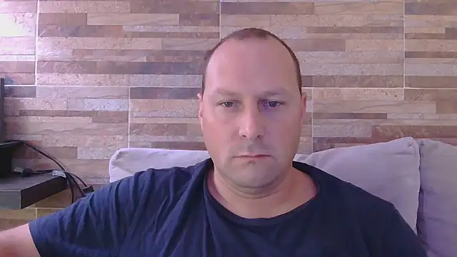 lustonfan online show from April 10, 2026, 12:34 pm