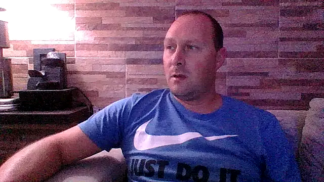 lustonfan online show from April 15, 2026, 1:55 am