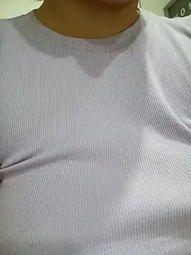 Emi hot1 online show from March 11, 2026, 10:31 am