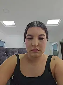 Snapshot of Pretty_Julieta chatting on July 10, 2026, 6:30 pm Pretty Julieta online show from July 10, 2026, 6:30 pm