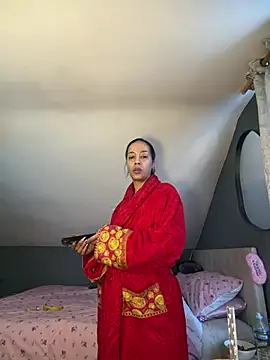 Saskia xx online show from March 13, 2026, 9:03 am