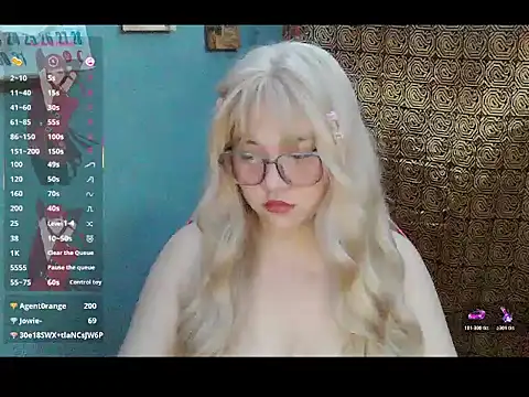 Snapshot of mabyhot16 chatting on June 21, 2026, 12:44 pm mabyhot16 online show from June 21, 2026, 12:44 pm