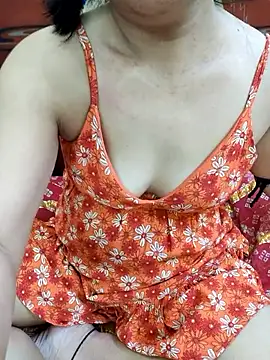 Manisha-Rai online show from April 28, 2026, 2:27 am