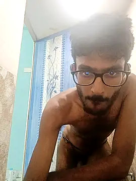 manikanda64 online show from May 3, 2026, 5:05 pm