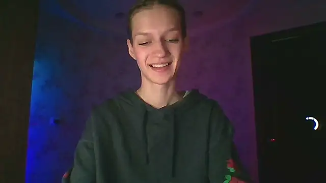 Snapshot of Chrissy_Joyful chatting on April 30, 2026, 5:03 am Chrissy Joyful online show from April 30, 2026, 5:03 am