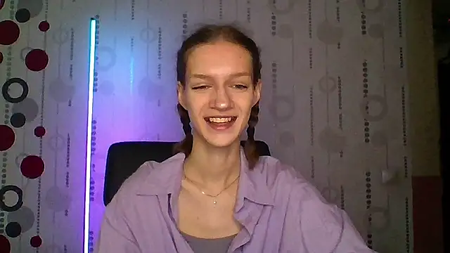 Chrissy Joyful online show from April 18, 2026, 5:10 am