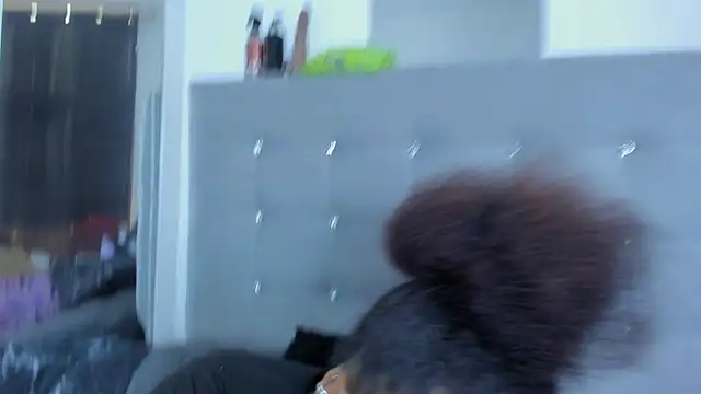 tatianasquirthot online show from June 14, 2026, 7:04 pm