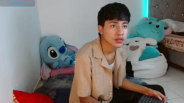 Sebas fire4 online show from April 2, 2026, 1:57 am