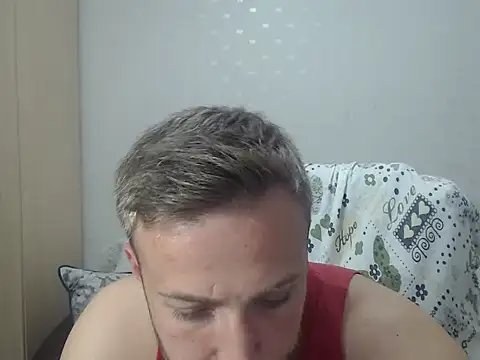 BlondEagleMuscle online show from April 29, 2026, 8:04 pm