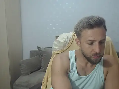 BlondEagleMuscle online show from August 1, 2026, 7:23 pm