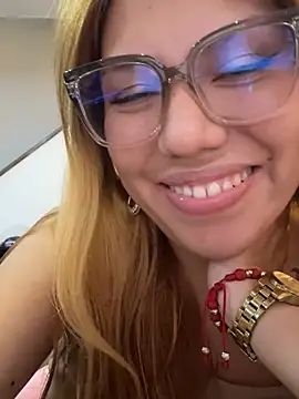 Lia Sterling online show from March 21, 2026, 2:02 am