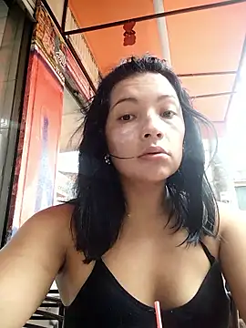 Marianaxc online show from April 16, 2026, 12:50 pm