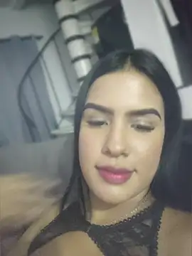 AmberRooss online show from March 17, 2026, 7:11 am