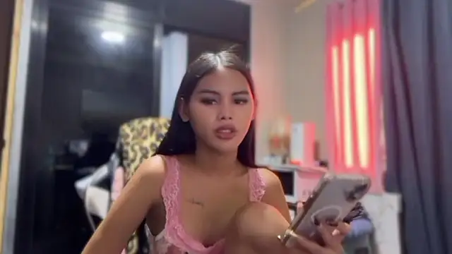 Princess stellaxoxo online show from July 19, 2026, 7:28 am
