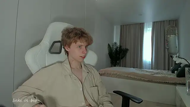 Wawesuc online show from March 25, 2026, 10:25 am