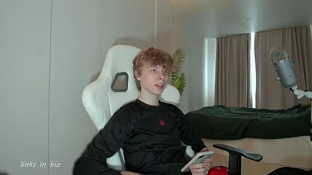 Wawesuc online show from April 4, 2026, 6:31 am