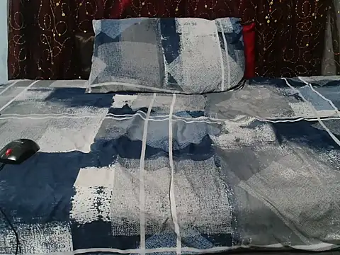 Sexy Teexx online show from April 5, 2026, 5:30 pm