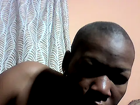 Snapshot of wildthroat chatting on March 10, 2026, 6:01 pm wildthroat online show from March 10, 2026, 6:01 pm