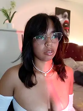 nathyjonees online show from April 26, 2026, 2:14 pm
