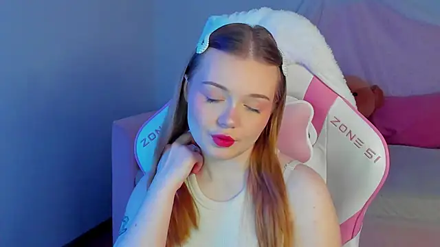 ElinaVale online show from May 3, 2026, 5:16 pm
