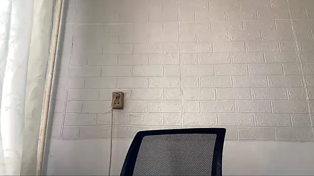 CatherineForbes online show from April 30, 2026, 8:43 am