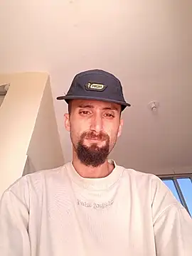 kaetanor online show from July 3, 2026, 12:33 pm