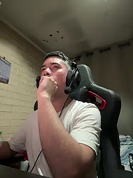 Cr1sXPorn online show from March 11, 2026, 11:43 pm