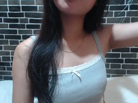 asian hotty1 online show from April 8, 2026, 11:50 pm