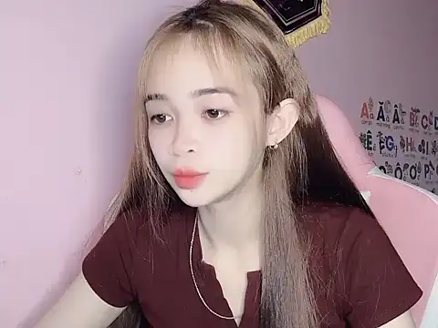 Odile068 online show from March 16, 2026, 5:26 pm