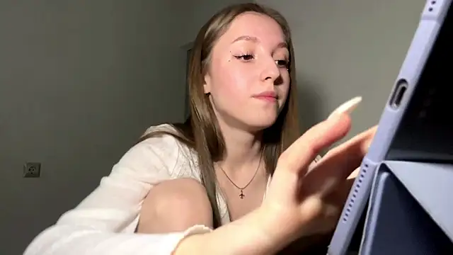 Sweet Pussy Girl online show from March 12, 2026, 12:42 pm