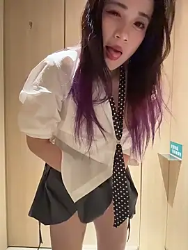 sex bobo2026 online show from March 18, 2026, 5:43 am