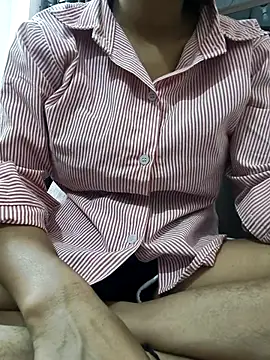 Snapshot of nidhii_nude chatting on April 13, 2026, 5:39 pm nidhii nude online show from April 13, 2026, 5:39 pm