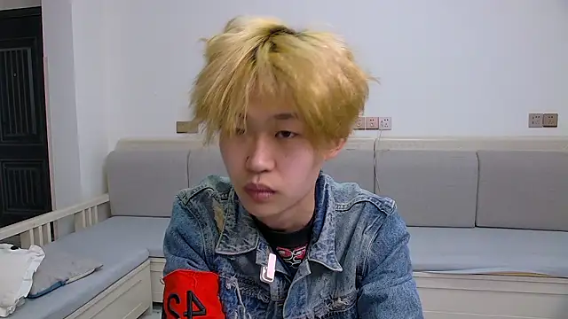 Chili-001 online show from March 9, 2026, 10:30 am