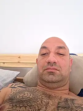 Snapshot of Gaboo0909 chatting on April 4, 2026, 1:17 pm Gaboo0909 online show from April 4, 2026, 1:17 pm