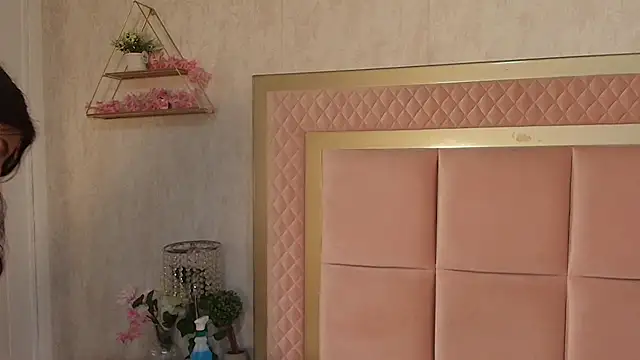 Madii  online show from March 29, 2026, 12:07 pm