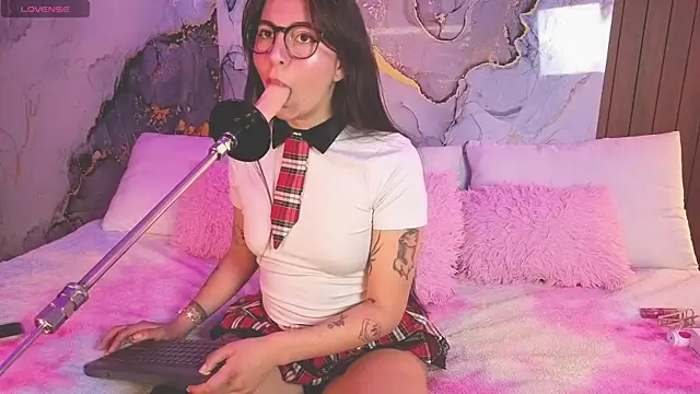 Snapshot of abbycandhy chatting on May 18, 2026, 2:22 pm abbycandhy online show from May 18, 2026, 2:22 pm