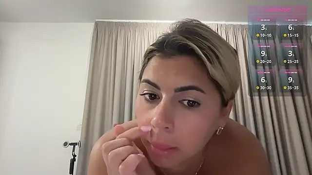 Meryanne hot online show from June 26, 2026, 6:19 am