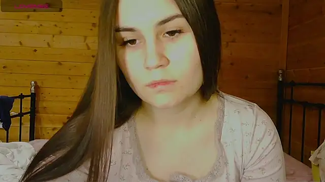 LucyMur online show from March 25, 2026, 9:57 pm