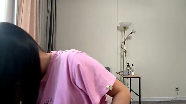 vixy moon online show from April 9, 2026, 3:29 pm