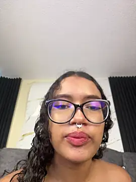 Snapshot of Bunny_fire chatting on May 2, 2026, 7:08 pm Bunny fire online show from May 2, 2026, 7:08 pm